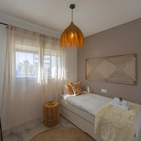 Apartment Centric, Terrace & Pool - Fiberglass Wifi
