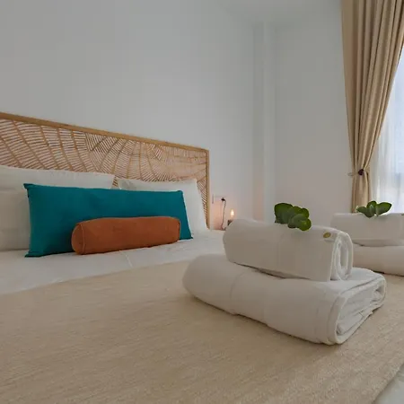 Apartment Centric, Terrace & Pool - Fiberglass Wifi Tarifa