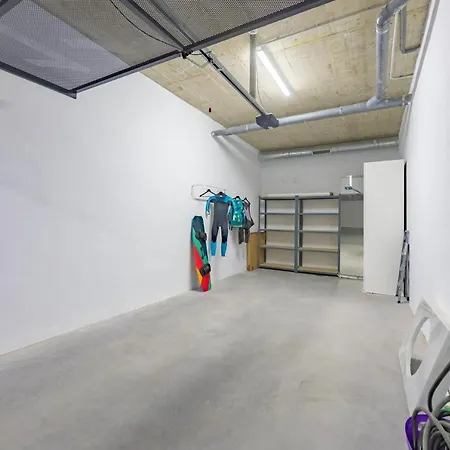 Apartment Centric, Terrace & Pool - Fiberglass Wifi *