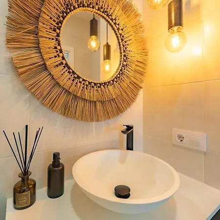 Centric, Terrace & Pool - Fiberglass Wifi Tarifa